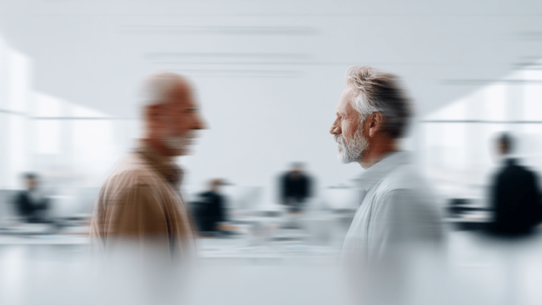 Kas nėra laikoma mobingu: 7 situacijos, kurios nėra psichologinis smurtas darbe