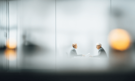 Atleidimas darbdavio valia: ar privačios žinutės gali tapti atleidimo priežastimi?